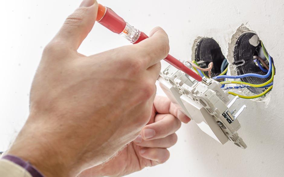 urgence électricité Paris 4